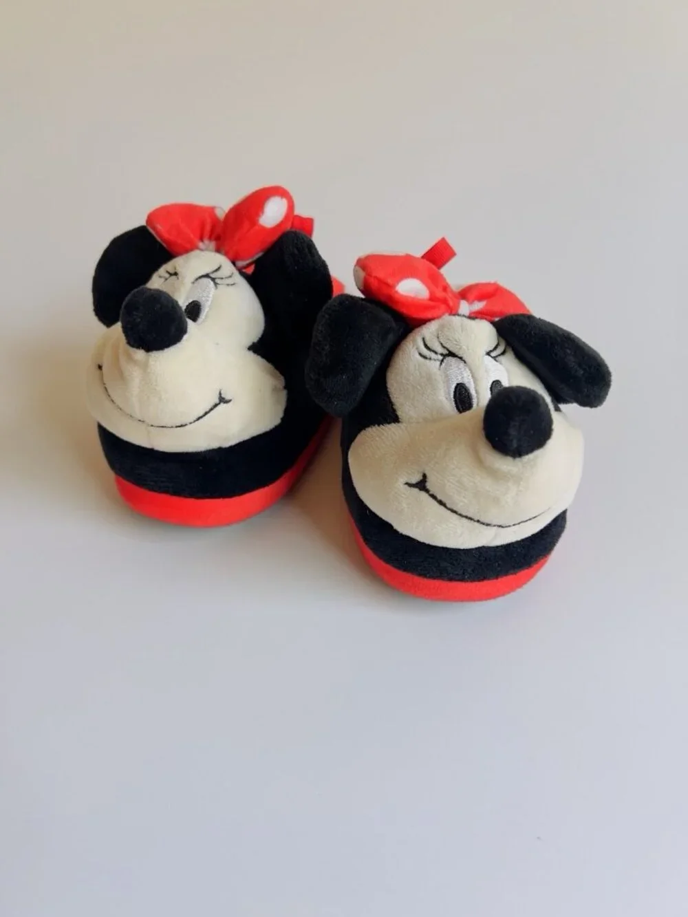 Disney Minnie Mouse Plush Slippers Red Polka Dot Toddler Size 7/8